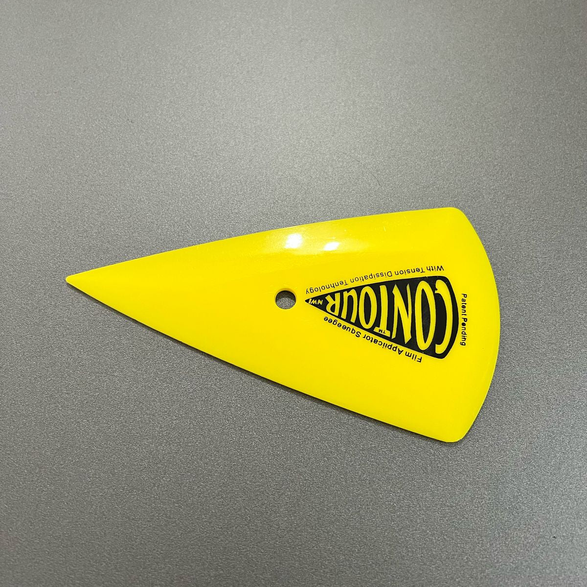 Espátula Contour Amarela – Precisão e Conforto na Aplicação