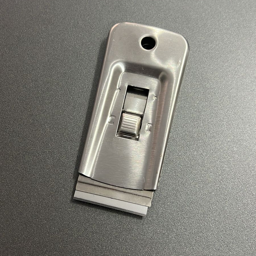 Raspador Ratinho de Metal para Remoção de Cola e Insulfilm – Uso Profissional