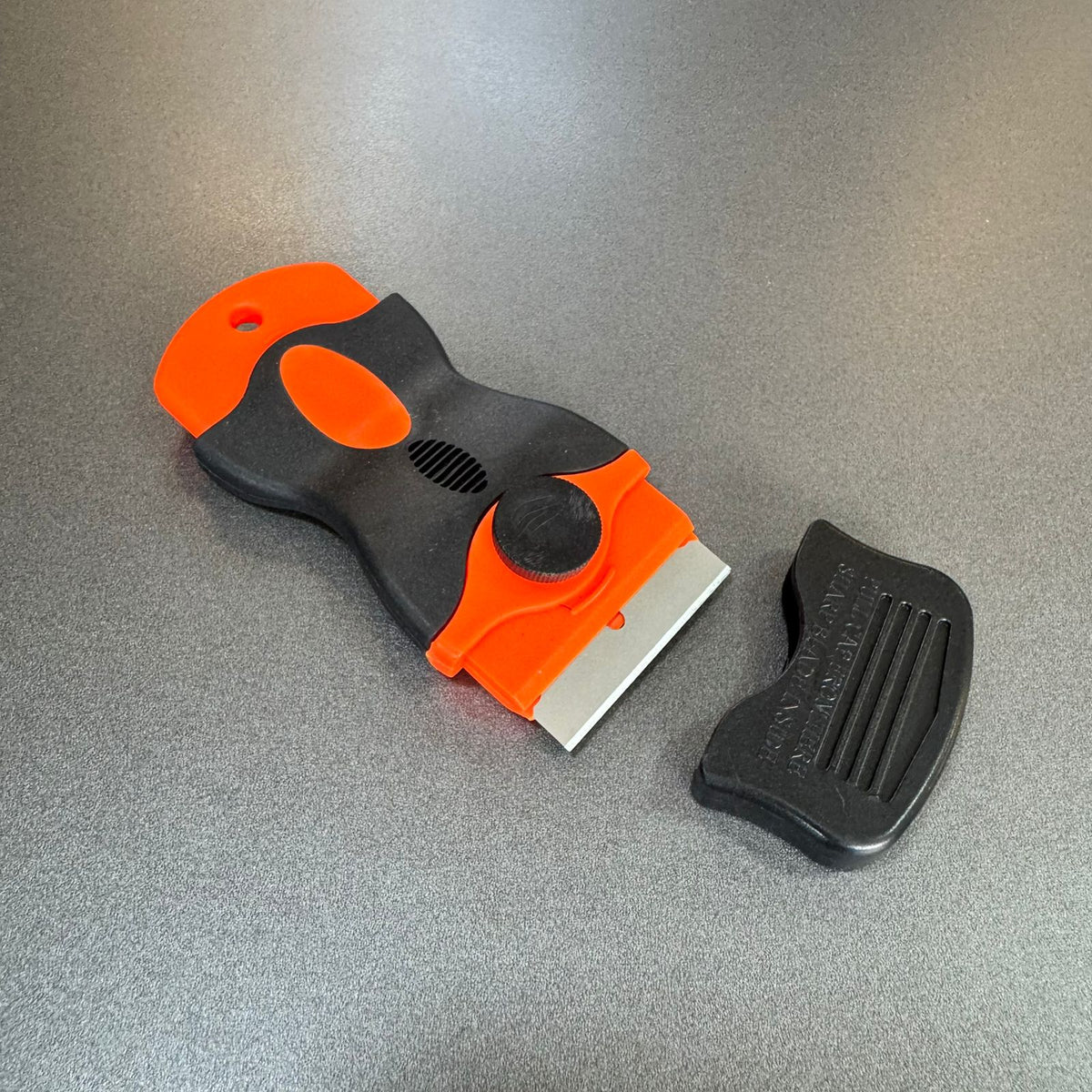 Raspador Ratinho para Remoção de Insufilm Laranja