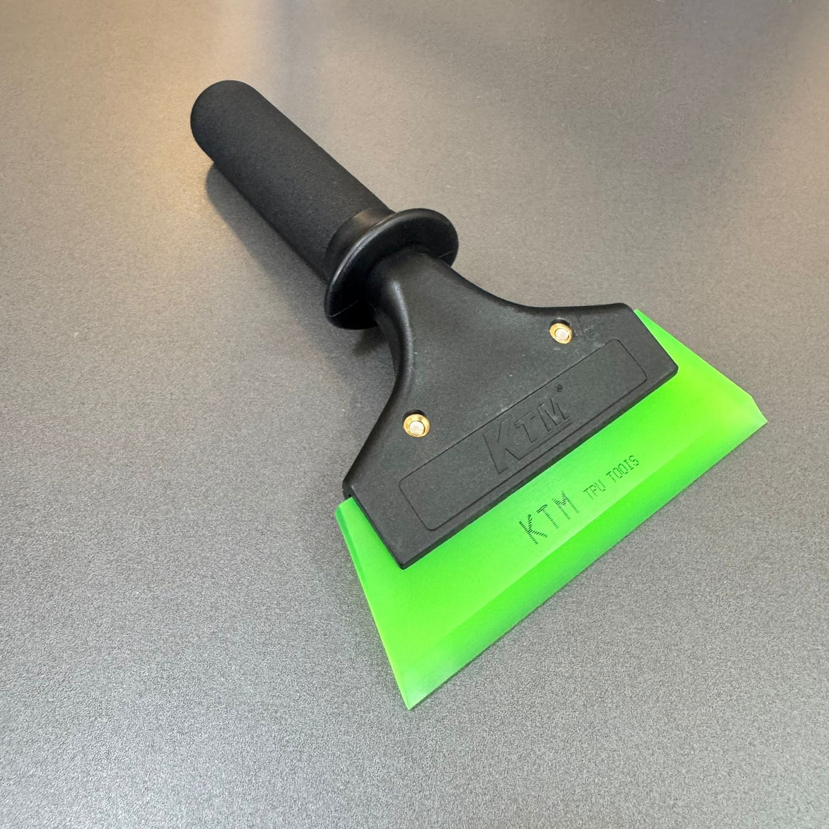 Cabo 18cm em Resina com Borracha KTM Verde 13cm Média Dureza – Ferramenta Profissional p/ Aplicação de Películas e Insufilm