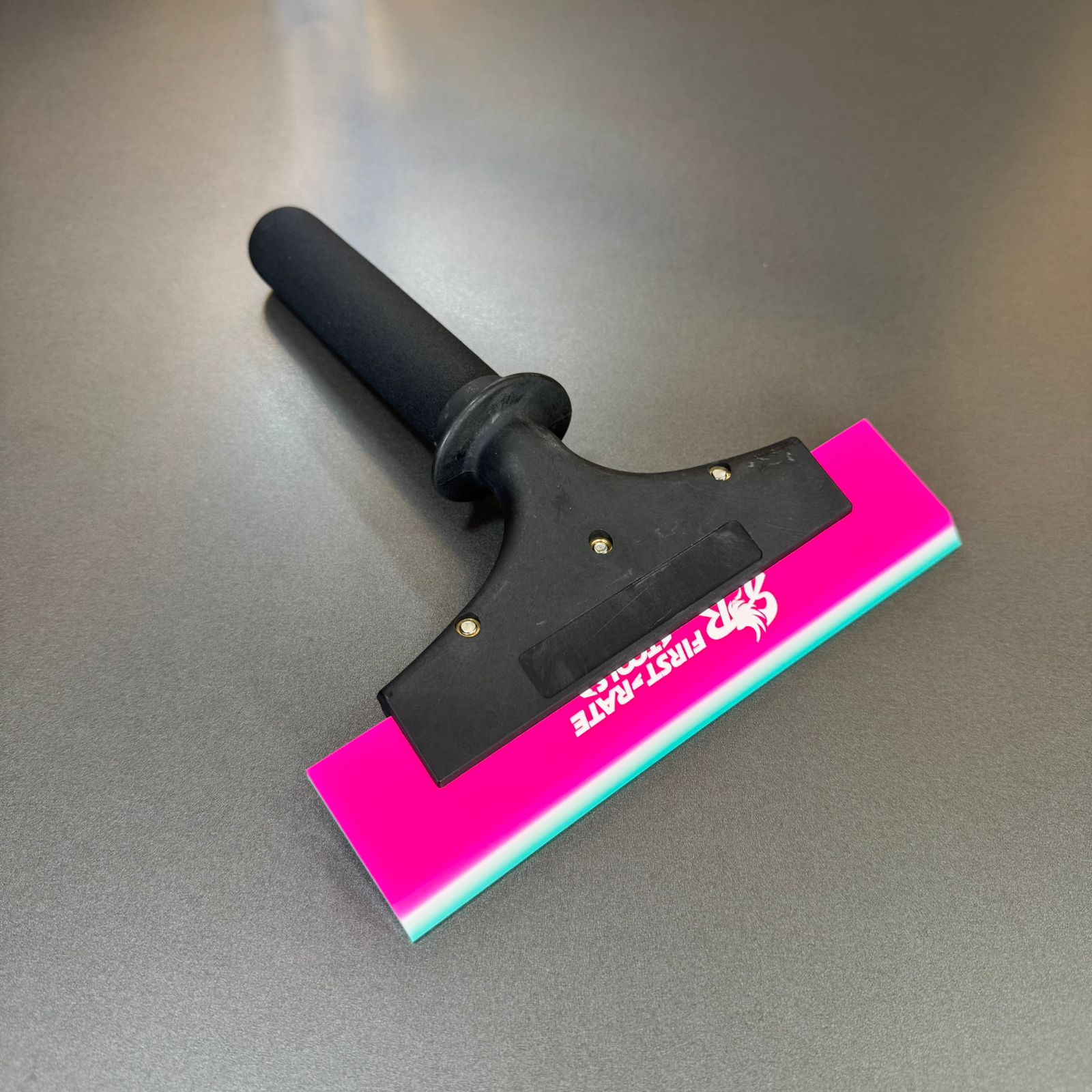 Rodo Profissional para Aplicação Longo 25cm de Comprimento com 20cm de Largura Borracha Rigida