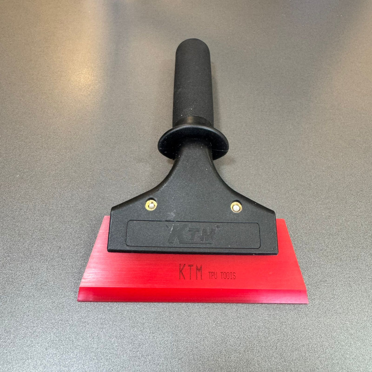 Cabo 18cm em Resina com Borracha KTM Vermelha 13cm Média Dureza – Ferramenta Profissional p/ Aplicação de Películas e Insufilm
