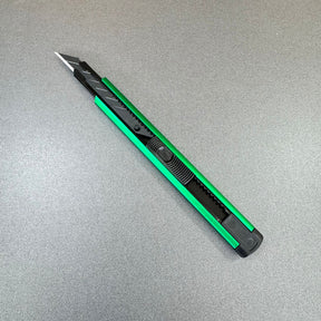 Estilete 9mm em Alumínio  — Verde ou Preto
